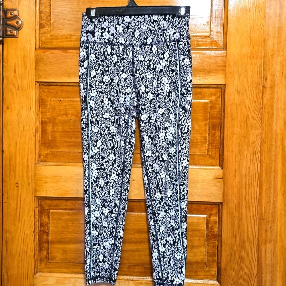 DKNY Black and White Floral Legging S